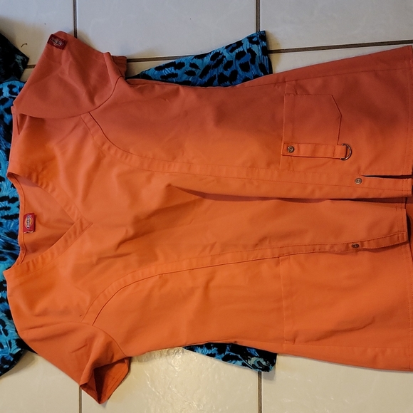 XSmall to medium sized scrub tops, some taken in in back to be form fitting - Picture 2 of 5